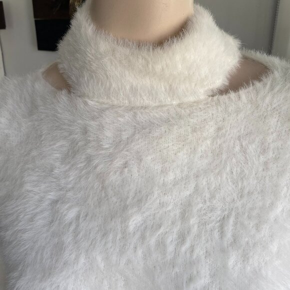 Joseph Ribkoff Fuzzy High Cutout Neck Cream Sweater Sm - Picture 5 of 10
